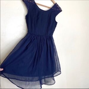 Band of Gypsies navy blue lace shoulder dress size XS